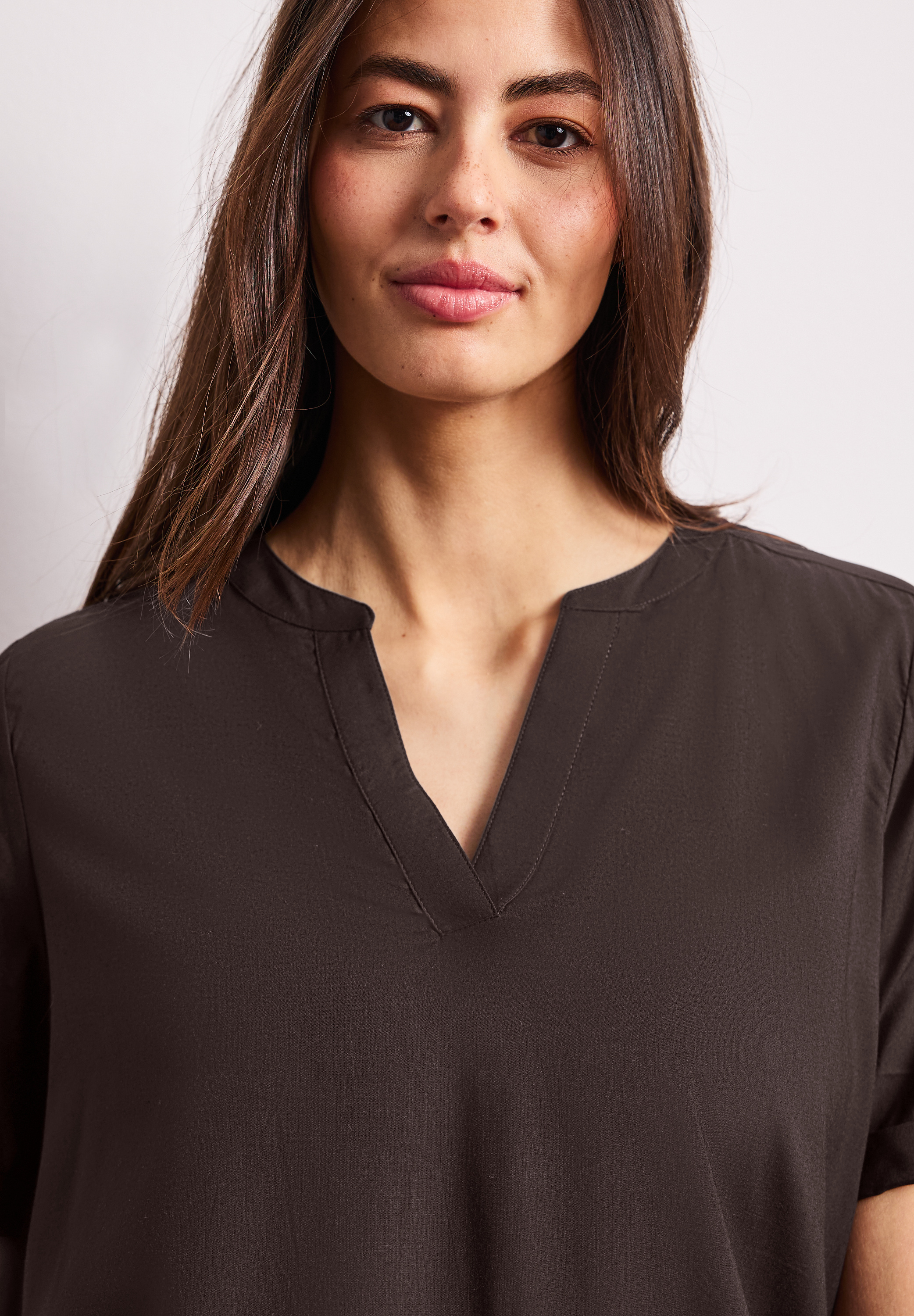 Kurzarm Bluse mit Turn-Up