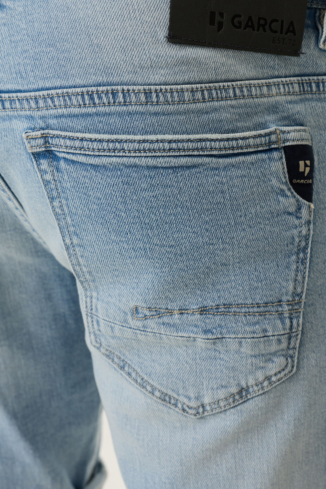 615 Russo short