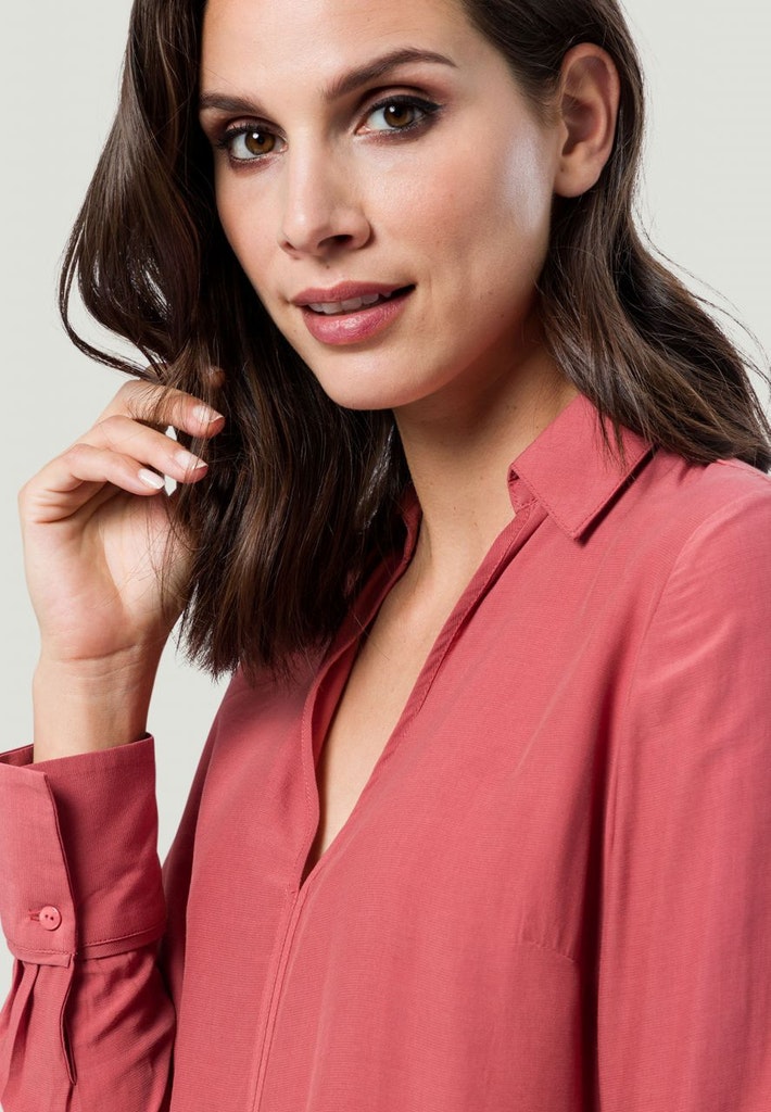 Bluse mit V-Ausschnitt