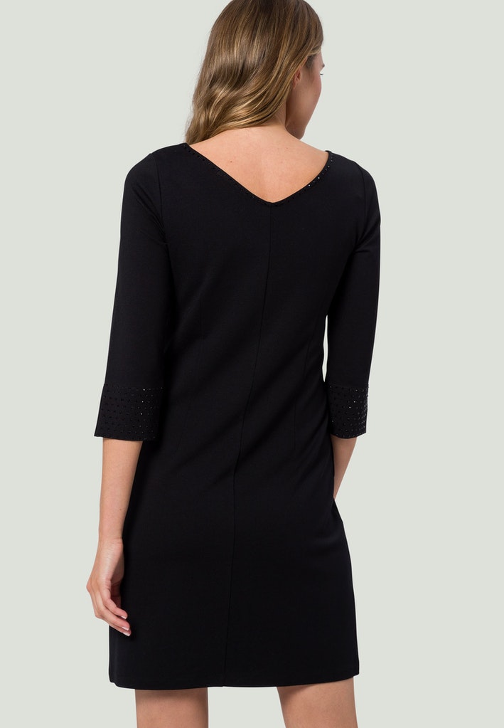 Kleid mit Glitzersteinchen