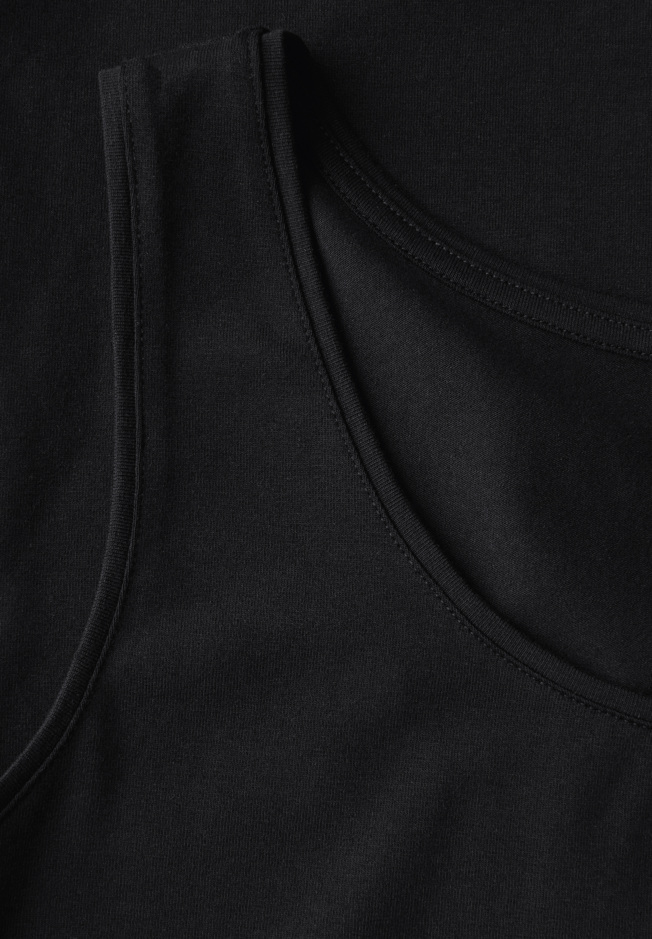 Basic Top in Unifarbe