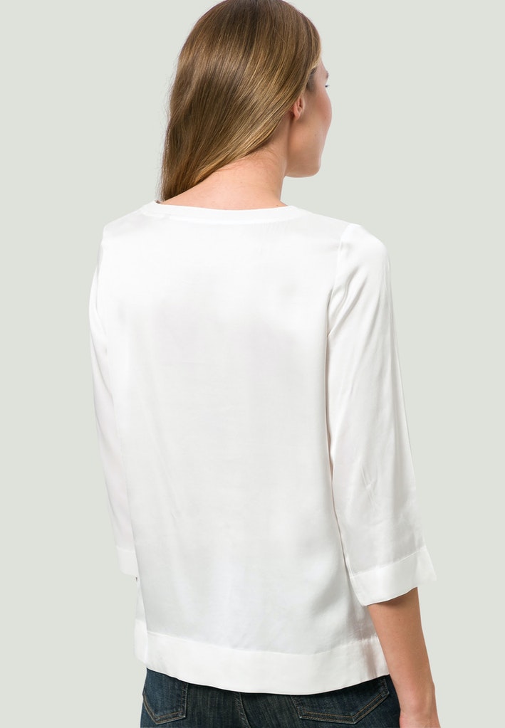 Satinbluse mit U-Boot Ausschnitt Satinbluse mit U-Boot Ausschnitt