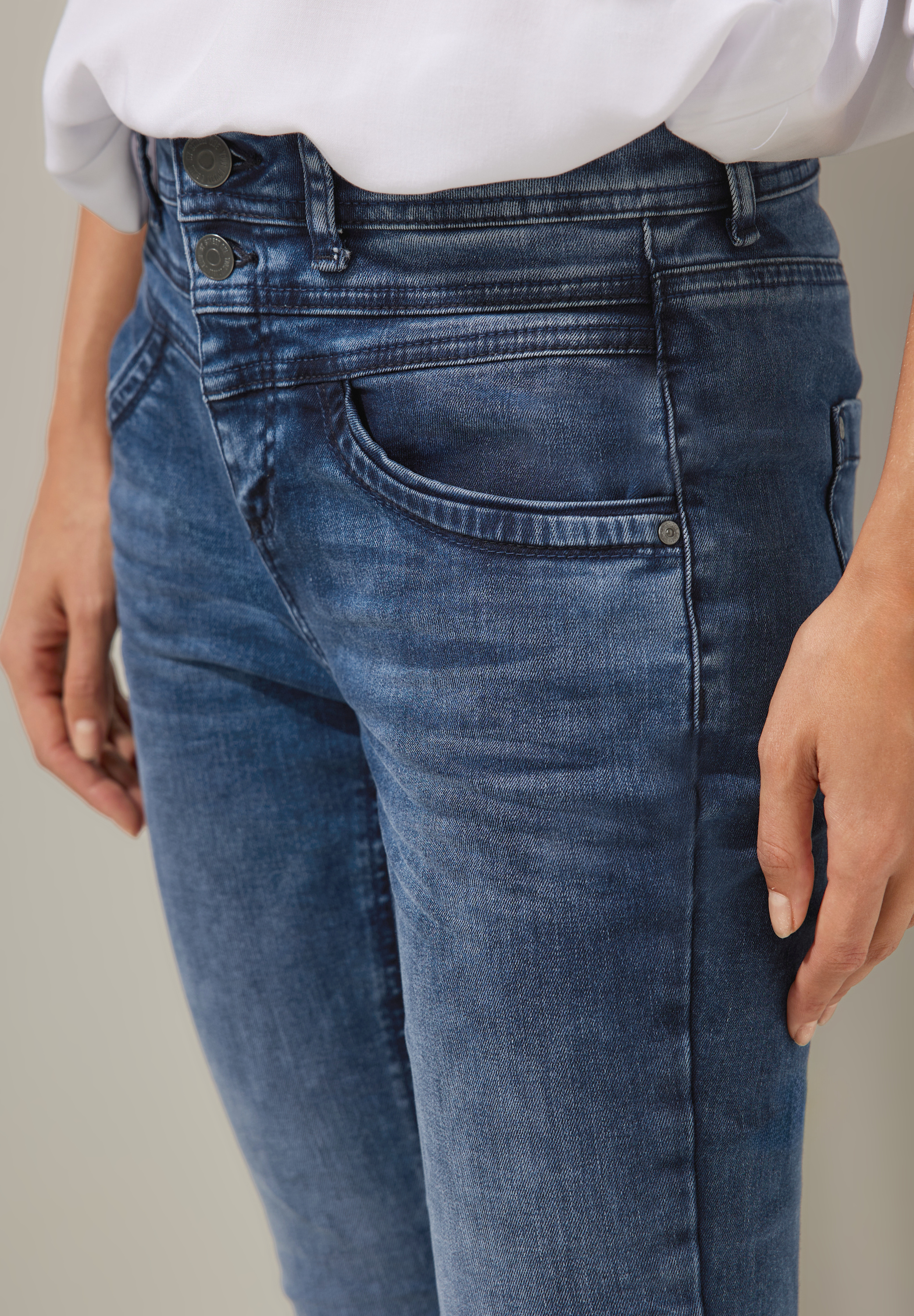 Slim Fit Jeans in High Waist Slim Fit Jeans in High Waist