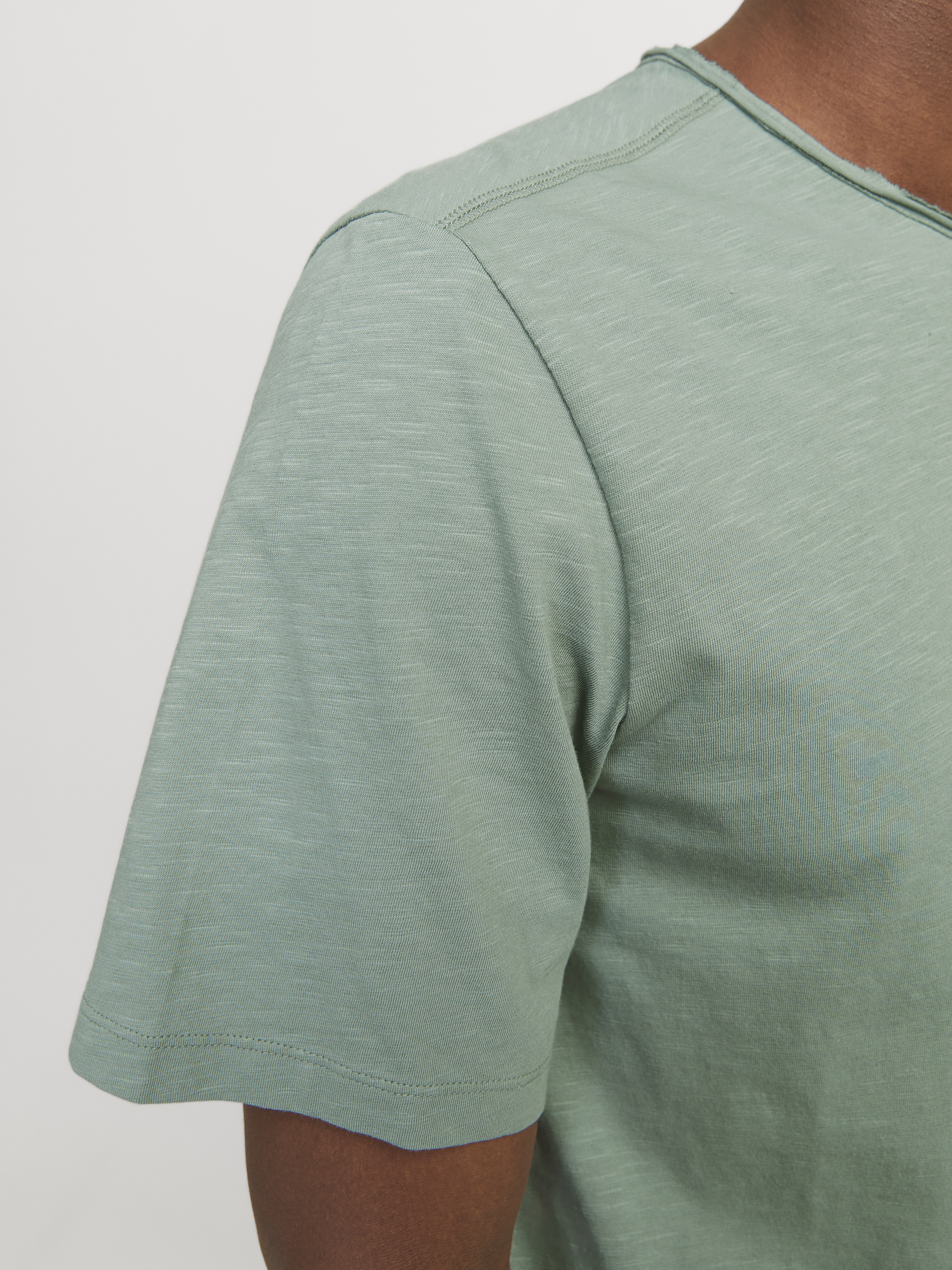 JJEBASHER TEE O-NECK SS NOOS