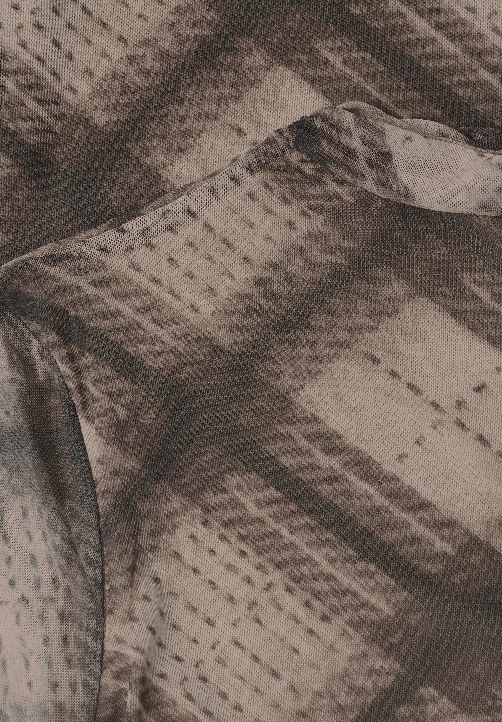 Shirt aus Mesh mit gerafftem Turtle Neck