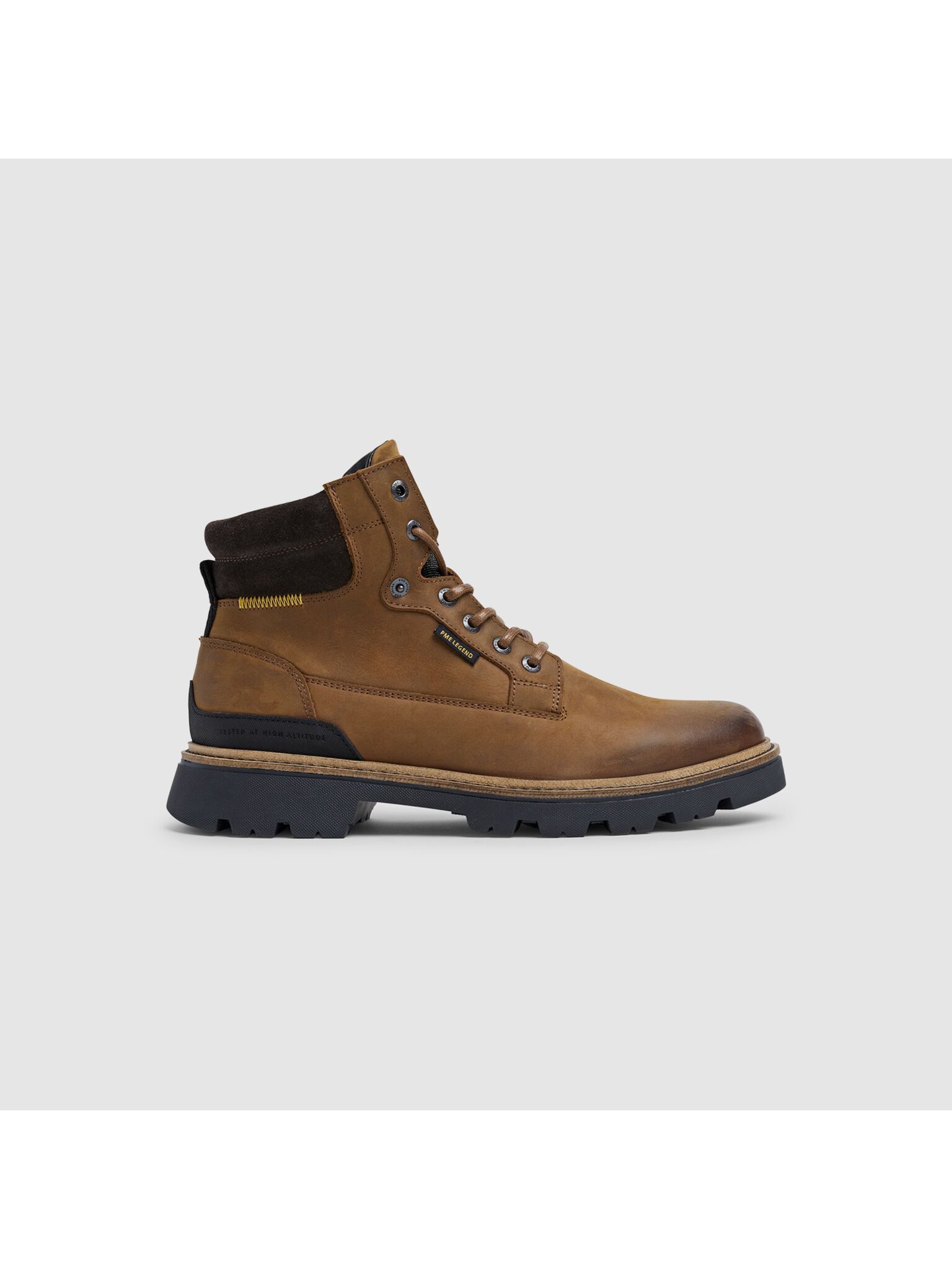 Cargo boot Dragan