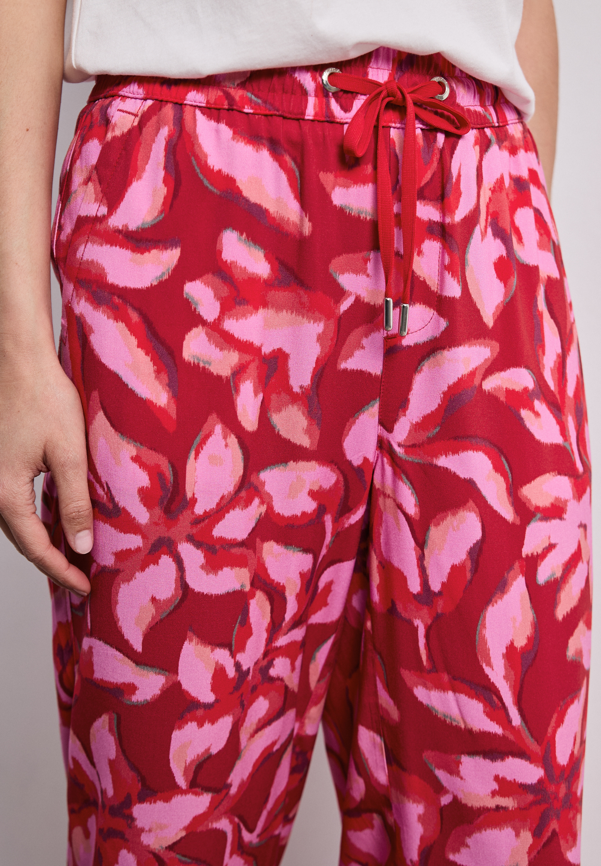 Wide Leg Hose im Loose Fit mit Print