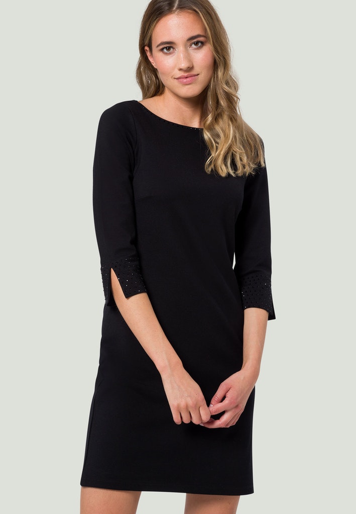 Kleid mit Glitzersteinchen