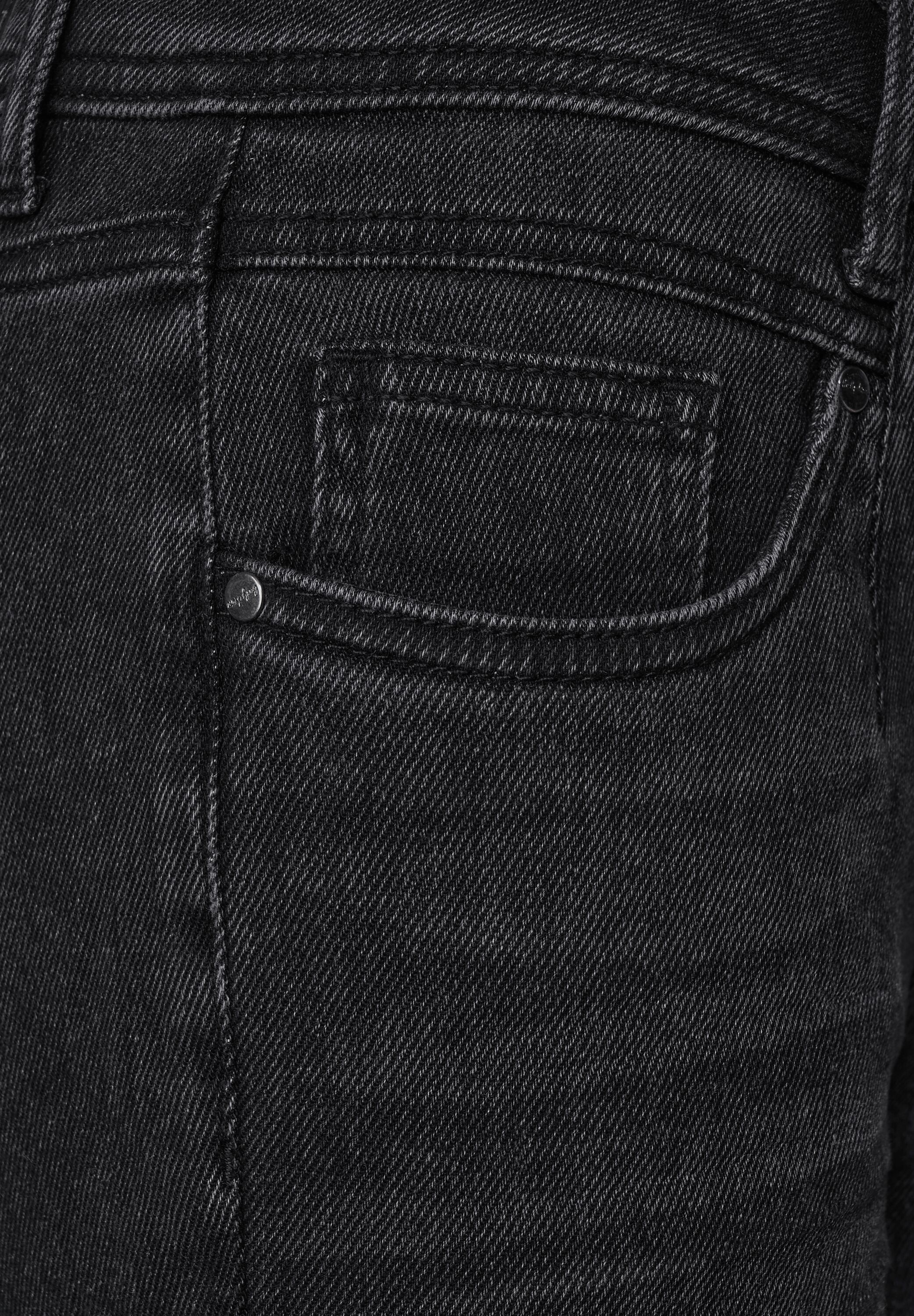 Loose Fit Thermo Jeans