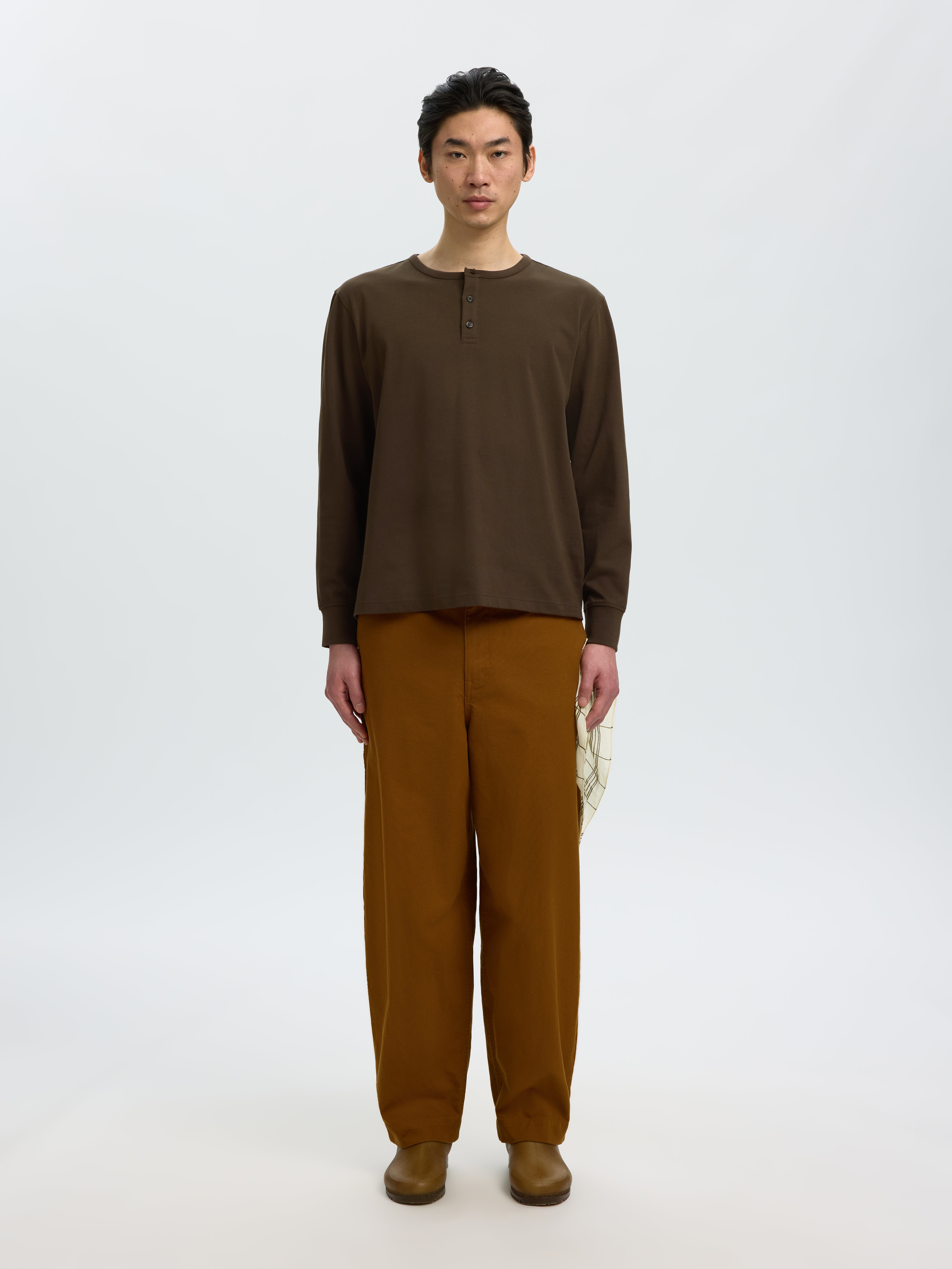 SLMDOMESTIC RONAN LS HENLEY