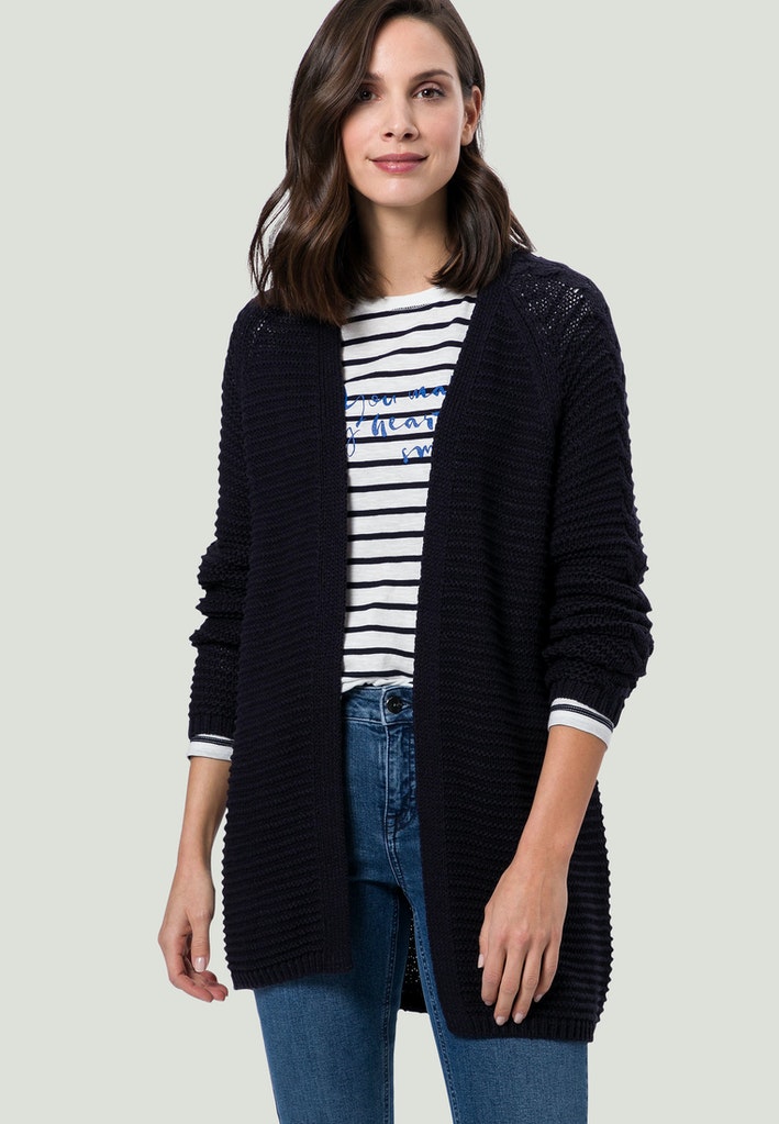 Strickjacke in Häkeloptik