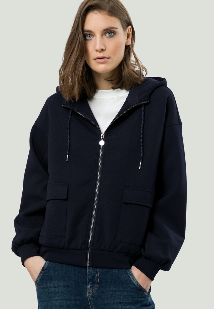 Sweatjacke mit Kapuze