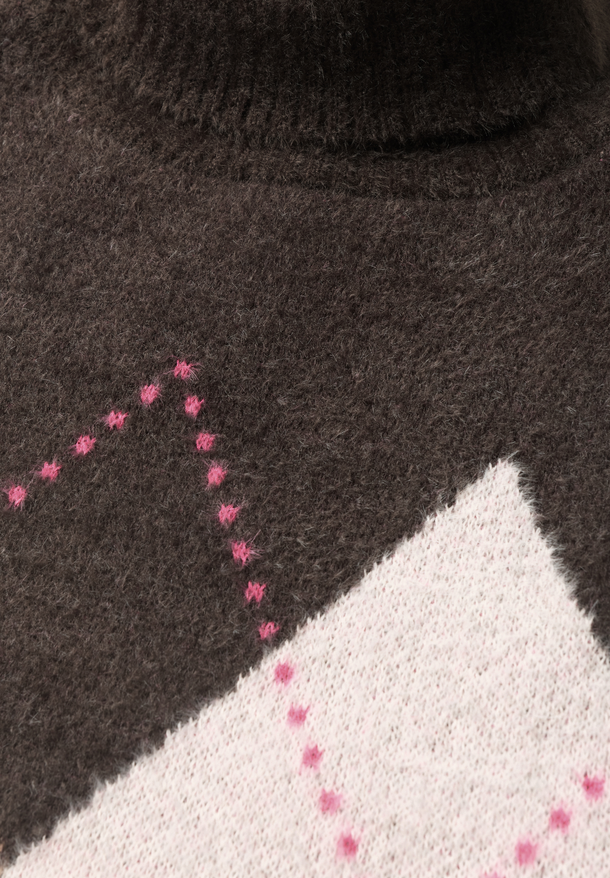 Pullunder mit Kragen und Argyle-Muster