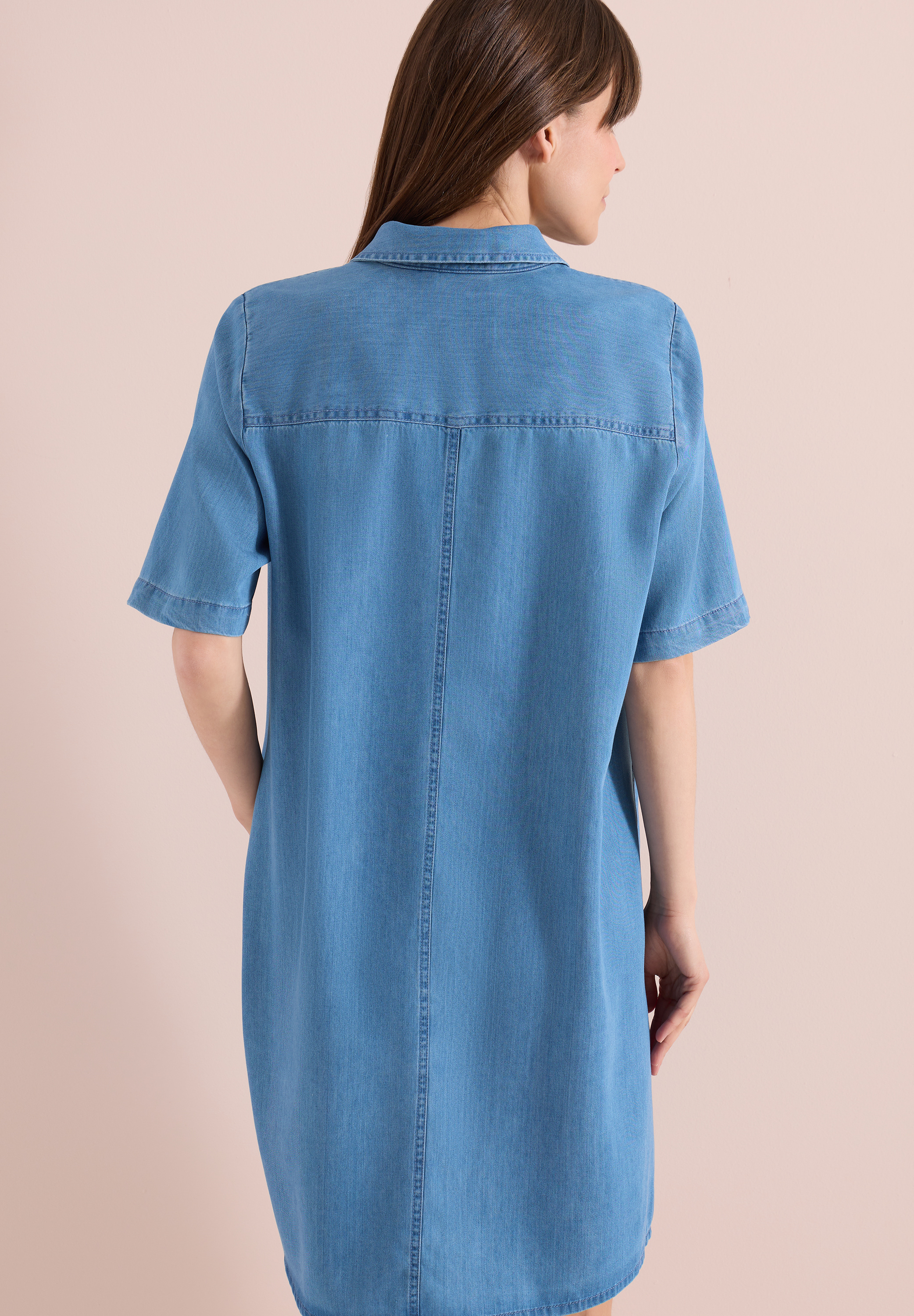 Knielanges Kleid im Denim-Look