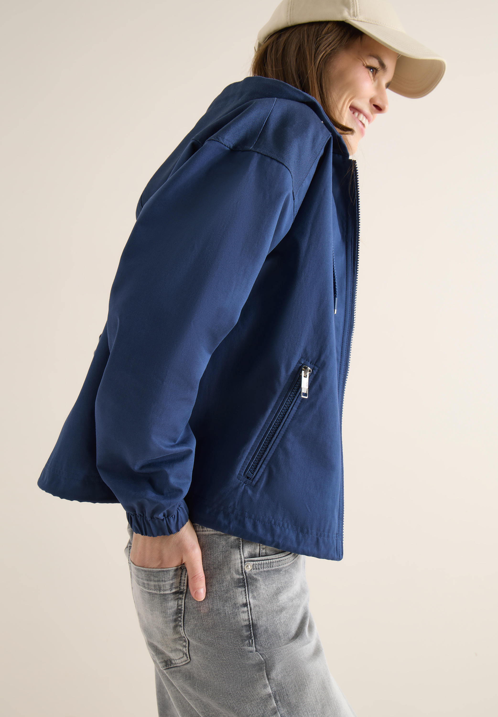 Jacke aus Baumwollmix mit Kapuze