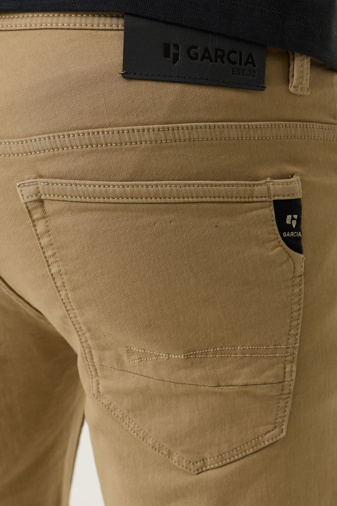 615 Russo short