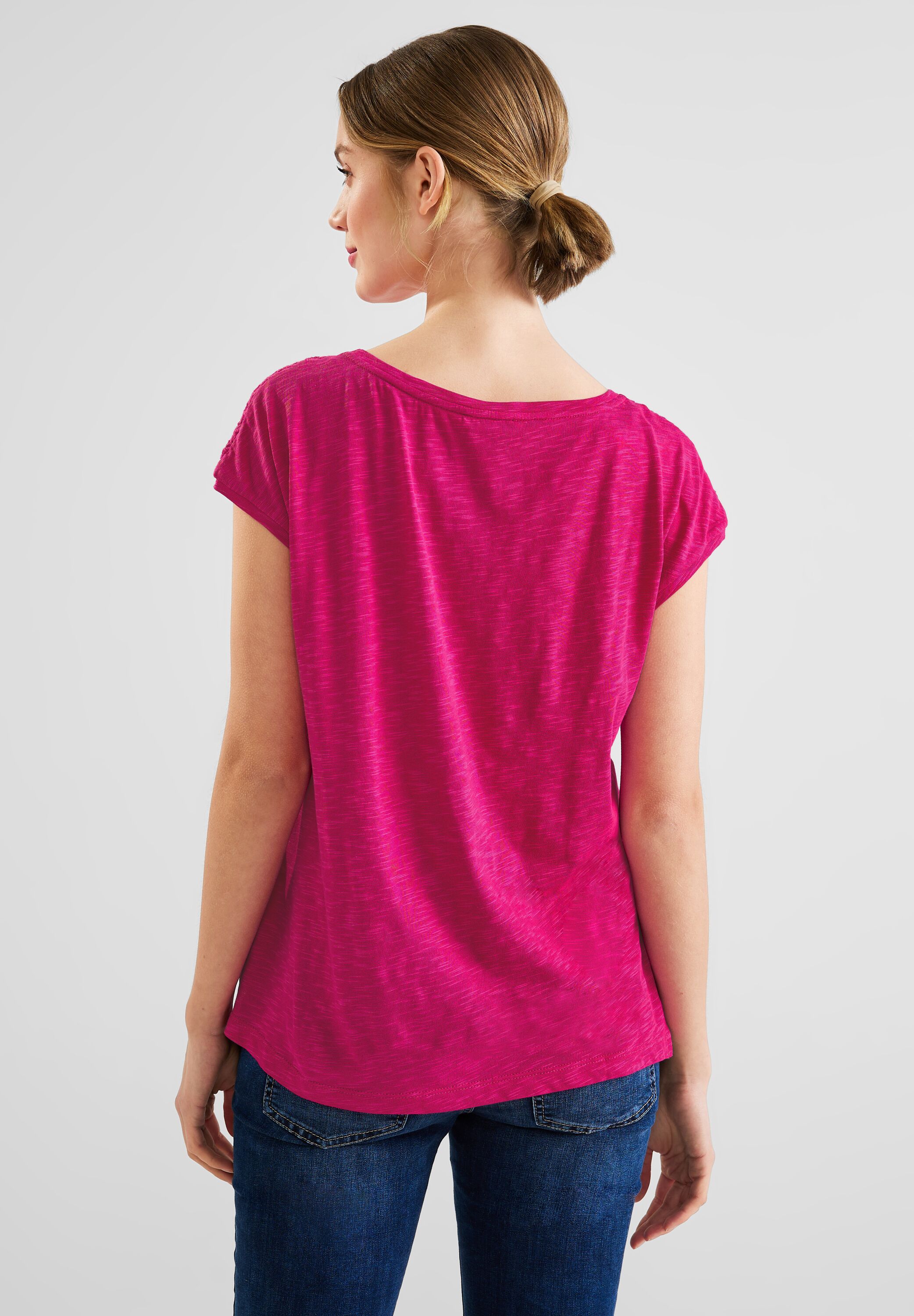 Shirt mit Spitzeneinsatz