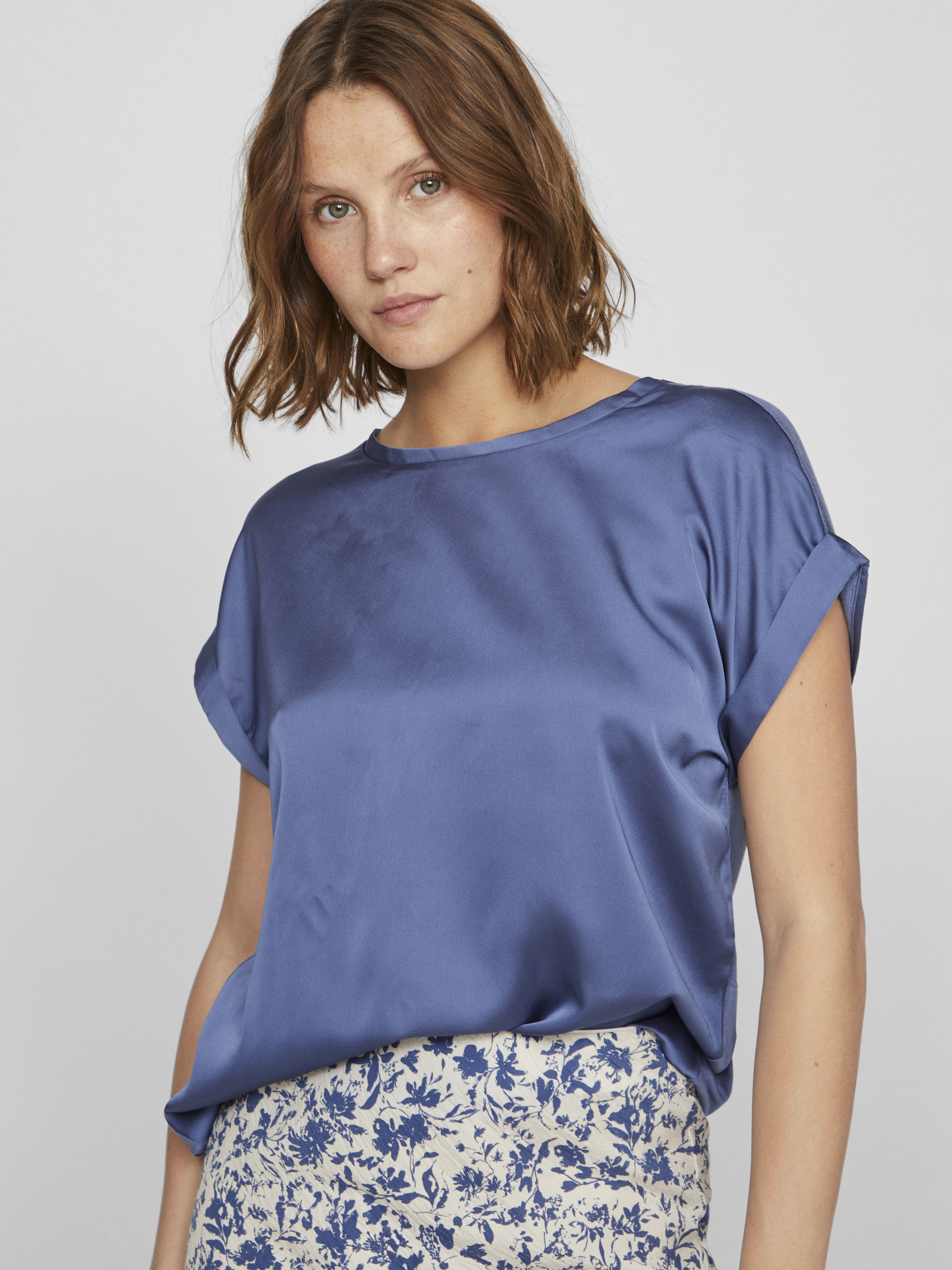 VIELLETTE S/S SATIN TOP - NOOS