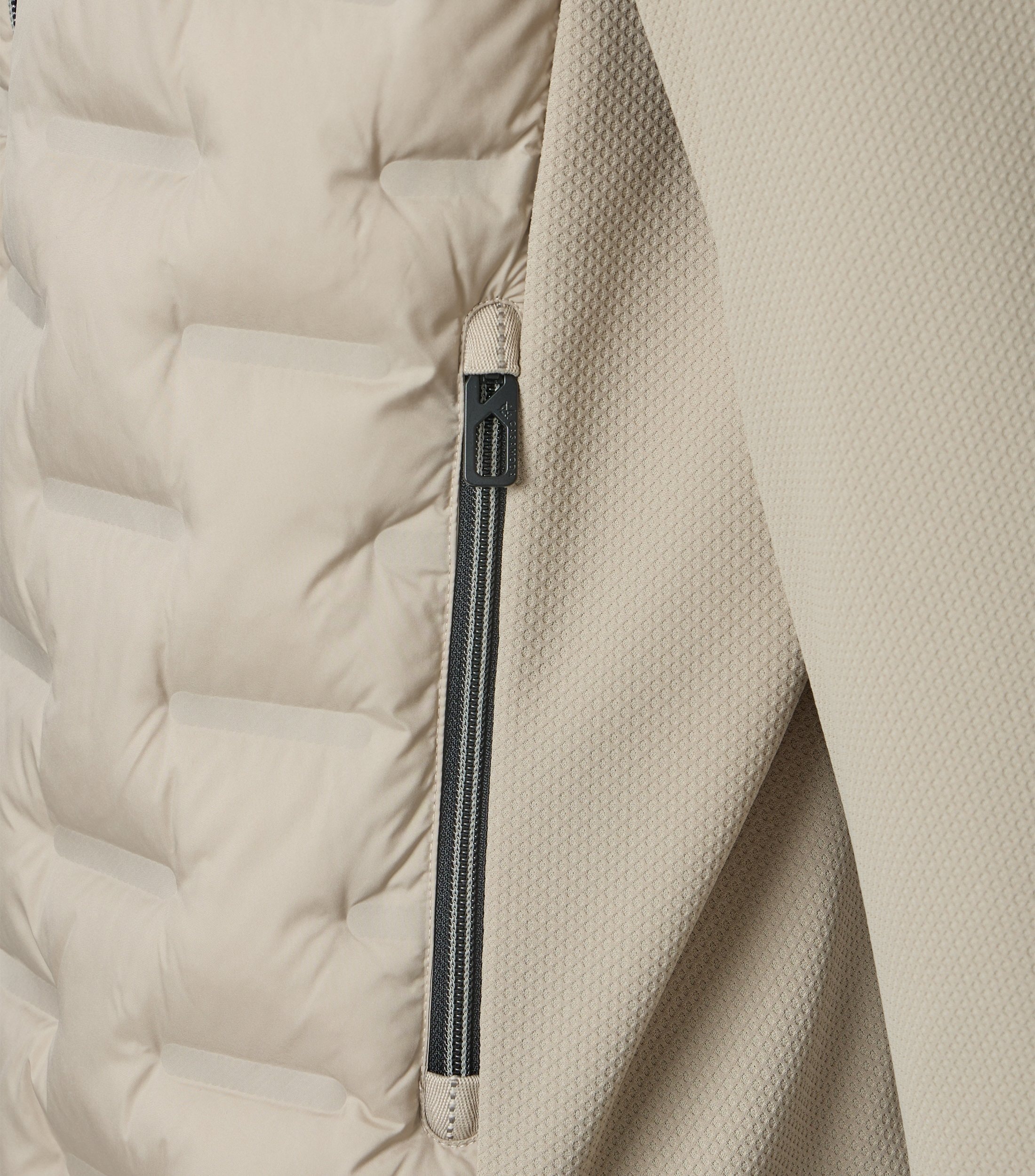 Materialmixjacke
