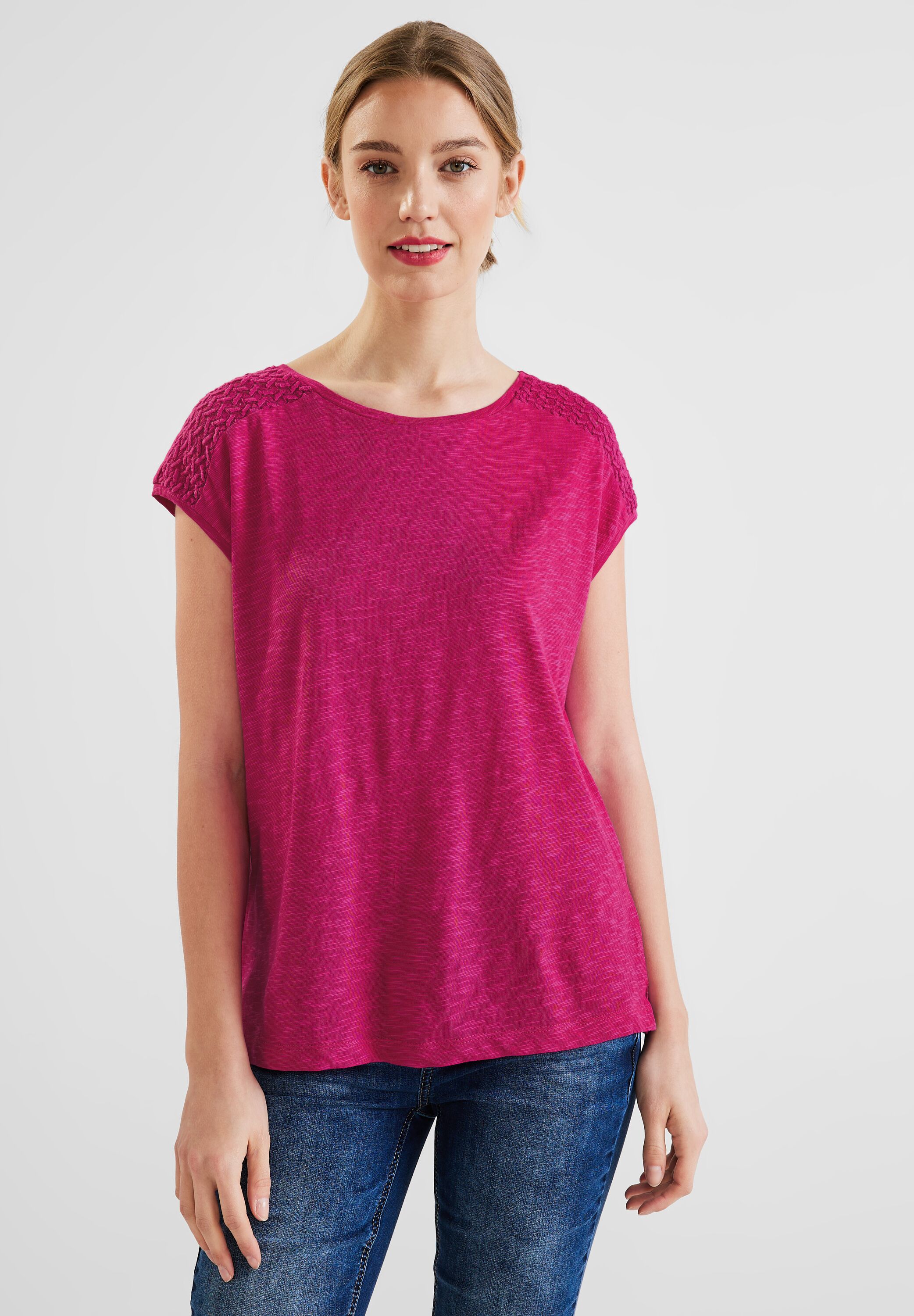 Shirt mit Spitzeneinsatz
