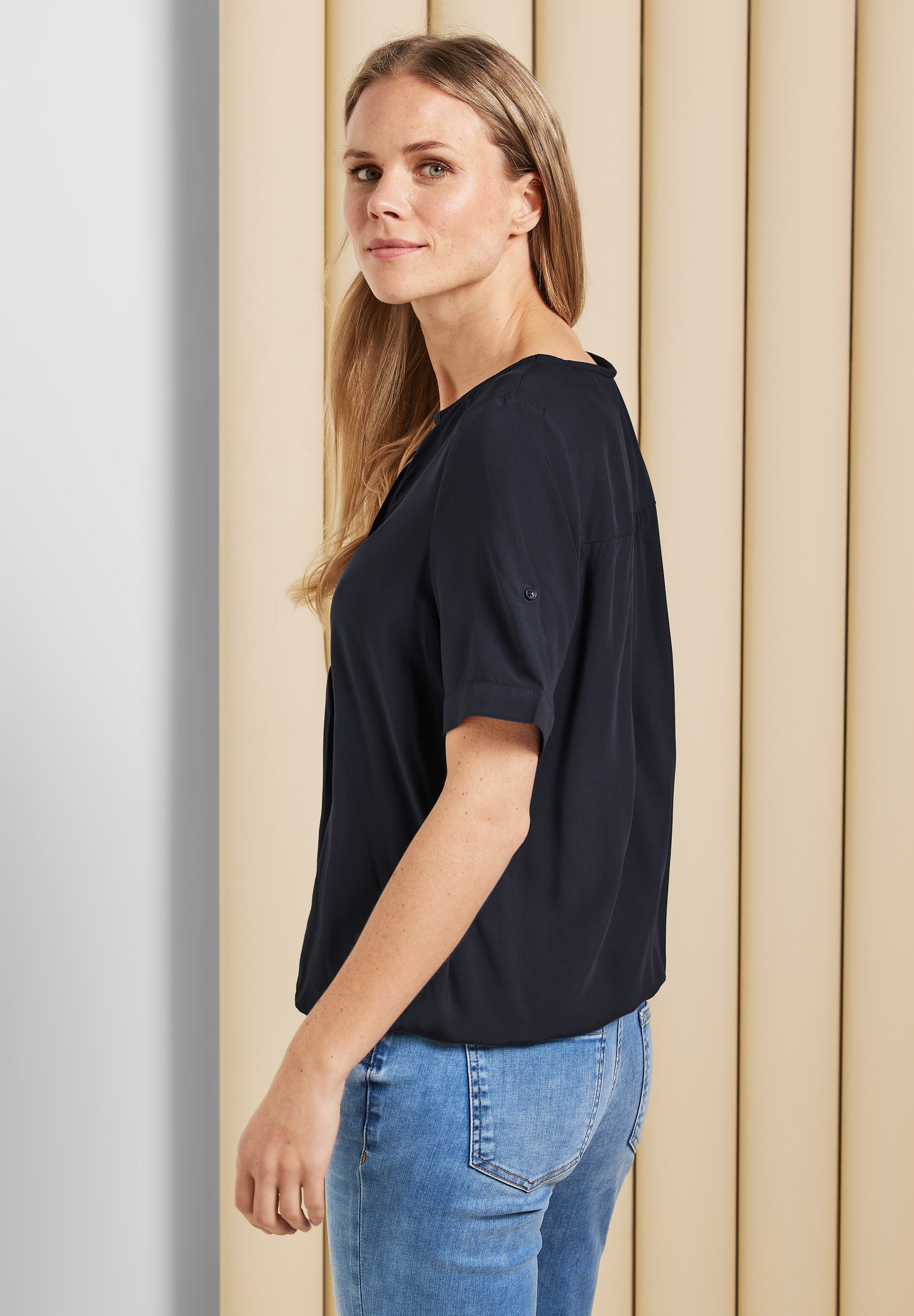 Unifarbene Basic Bluse