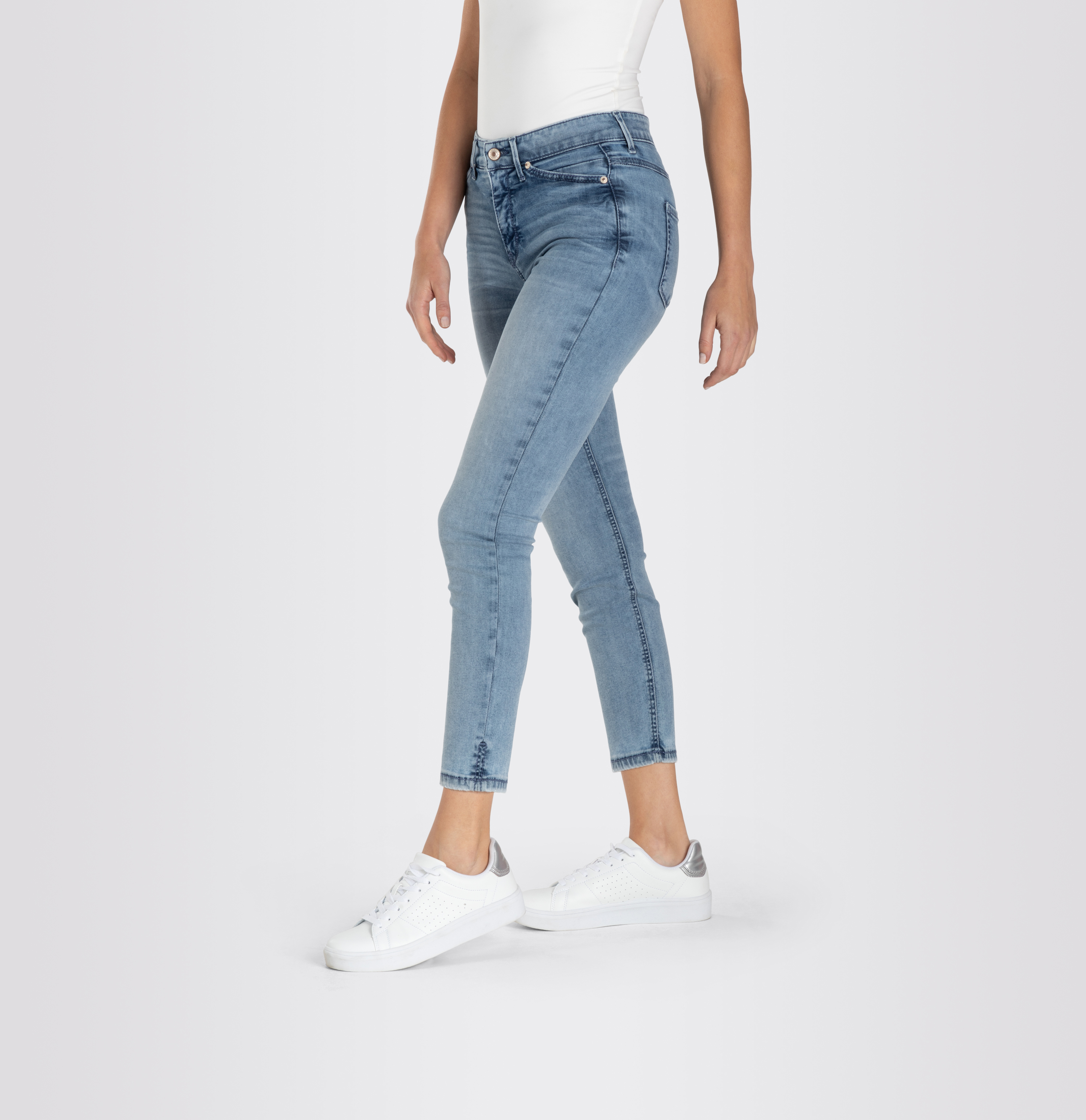 MAC JEANS - DREAM SUMMER, DREAM Wonder light Denim MAC JEANS - DREAM SUMMER, DREAM Wonder light Denim