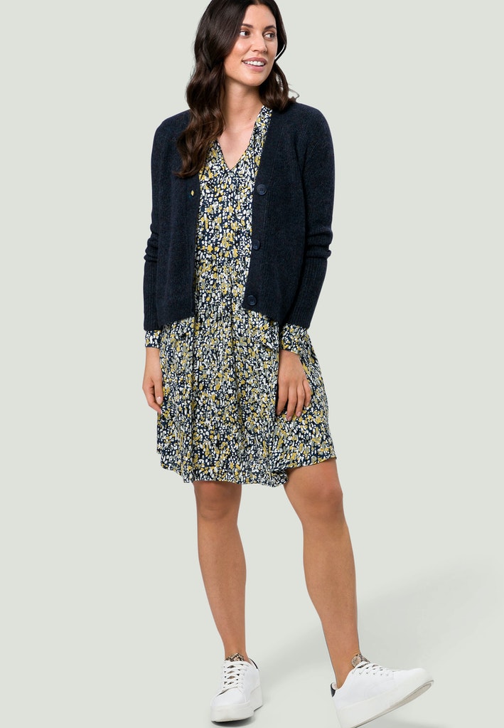 Kleid mit Schluppe Kleid mit Schluppe