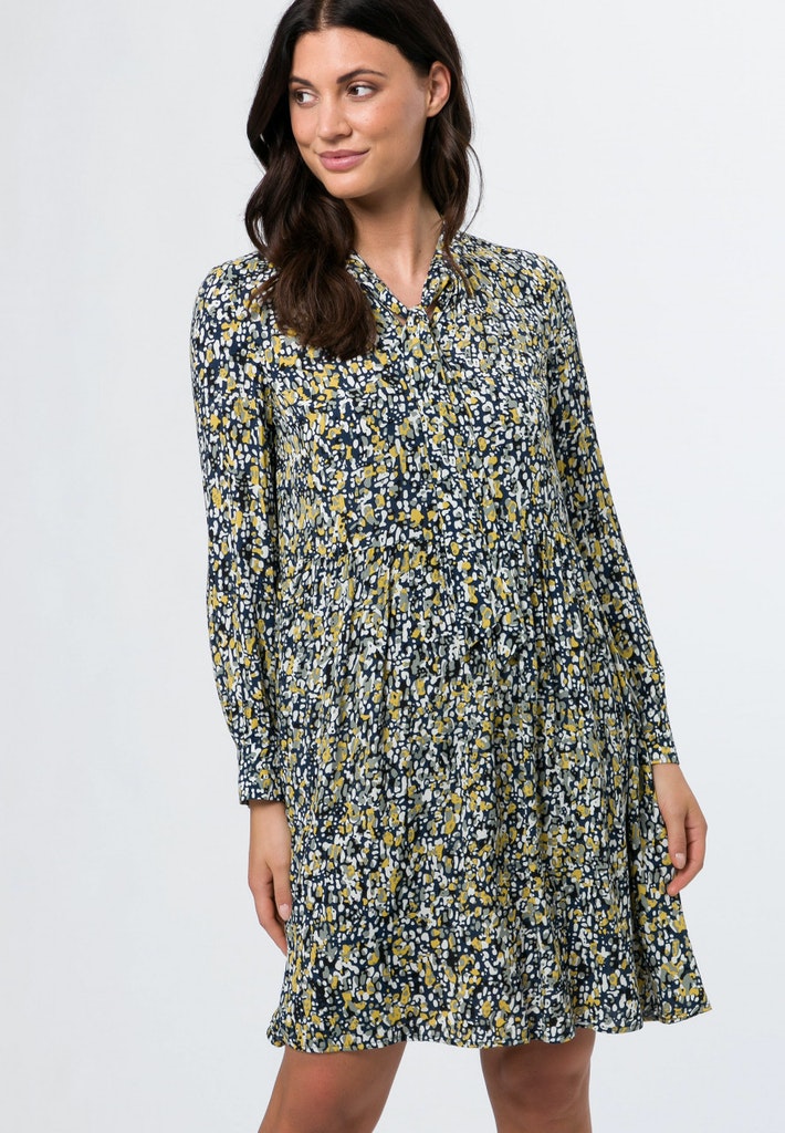 Kleid mit Schluppe Kleid mit Schluppe