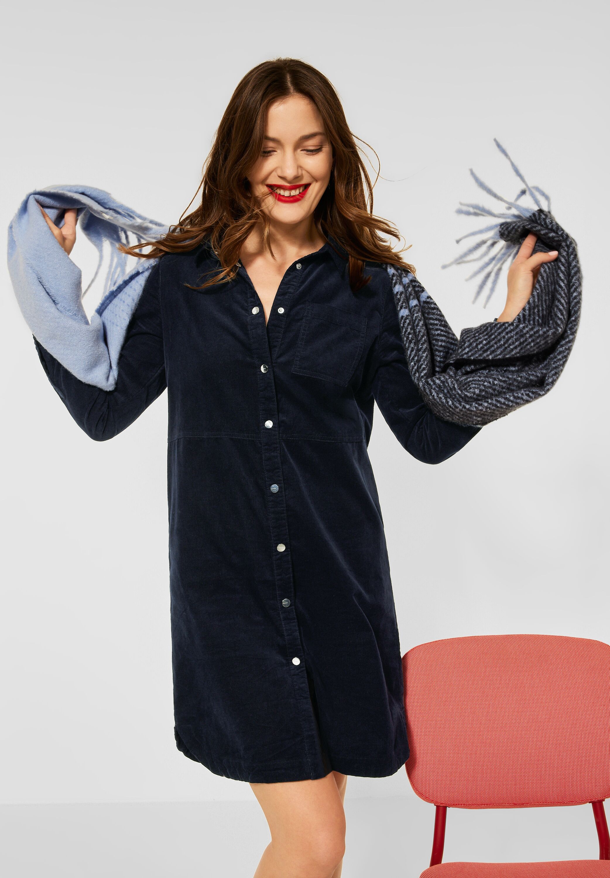Cord Kleid